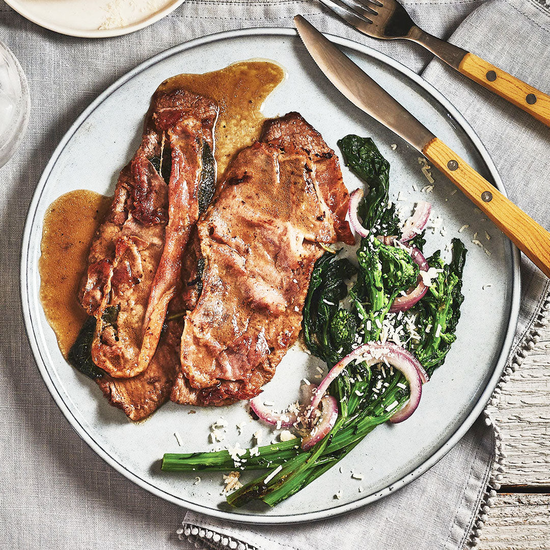 Fresh veal cuts with tender texture and delicate flavor, ideal for versatile cooking.