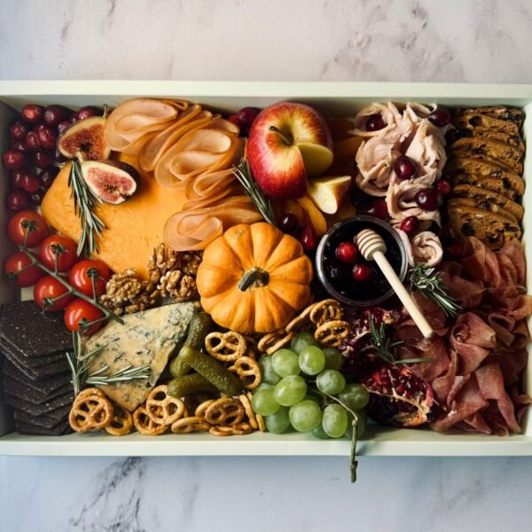 Family Thanksgiving Board (Up to 6 PPL)